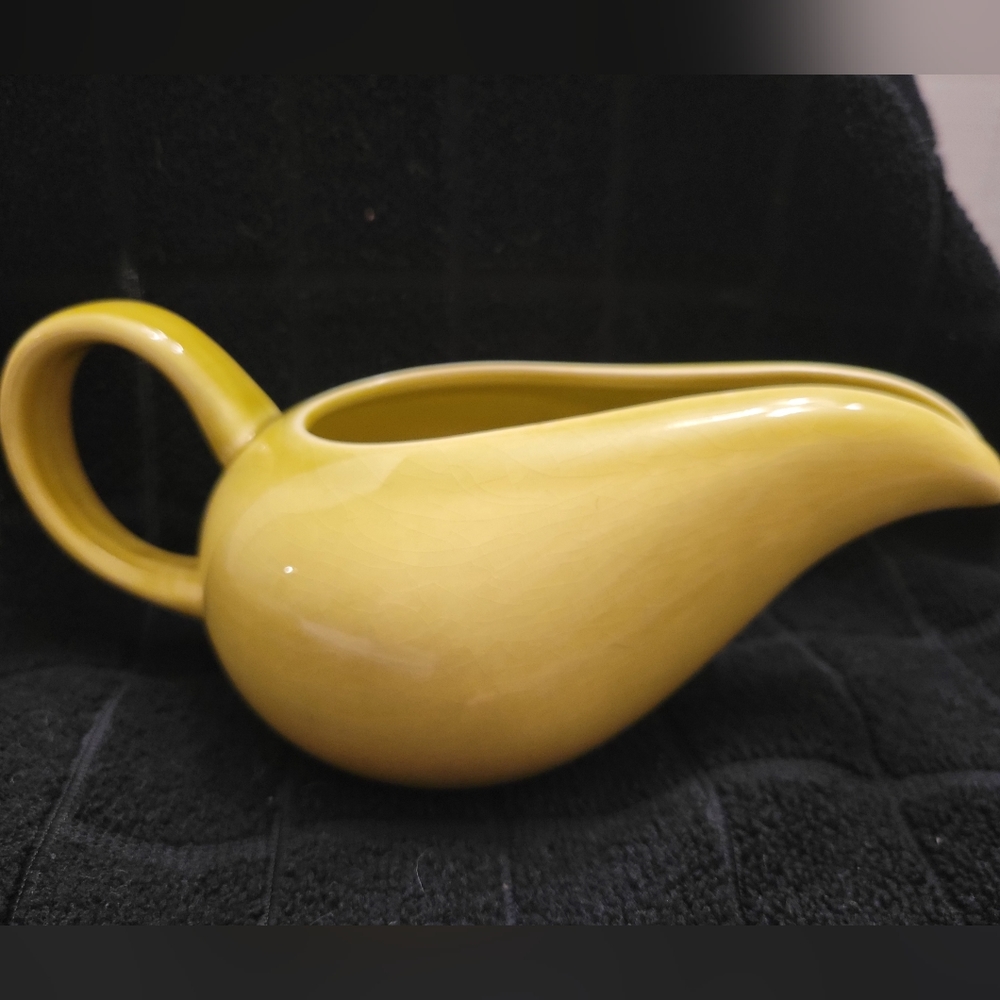 Vintage Russell Wright Pottery Steubenville Iroquois Avacado Green Creamer